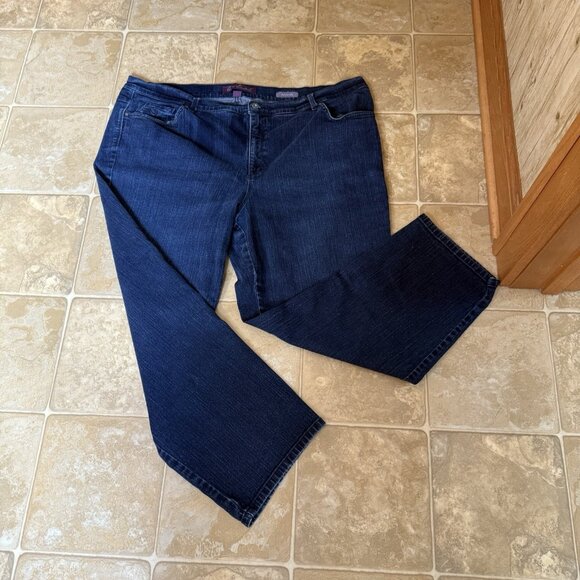 Gloria Vanderbilt Amanda Style Denim Jeans - Size 24W Short - Picture 1 of 6